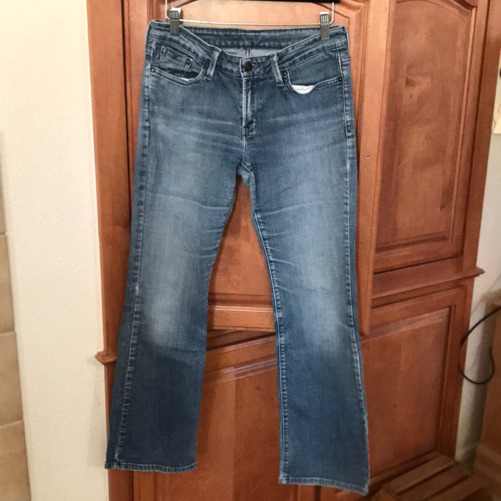 Levis Jeans